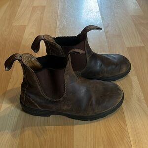 Blundstone Women’s Slip on Ankle Boots